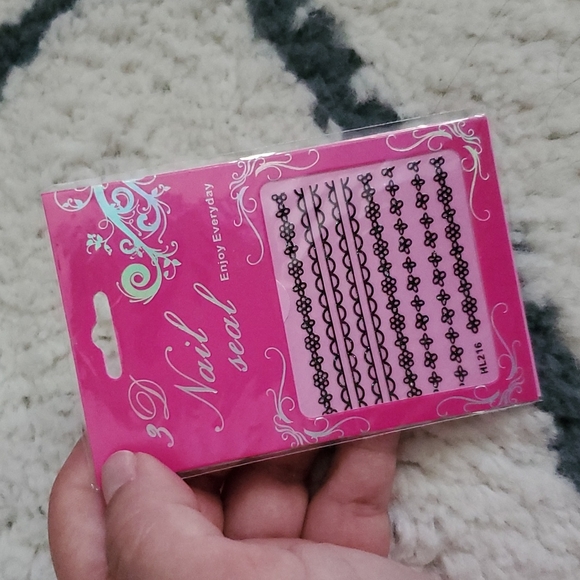 Assorted Nail Stickers - Picture 12 of 12